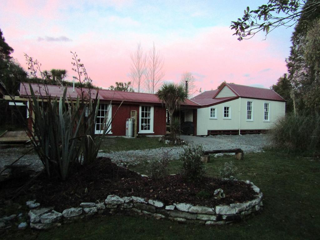 Greenstone Retreat Hotel Kumara Exterior photo